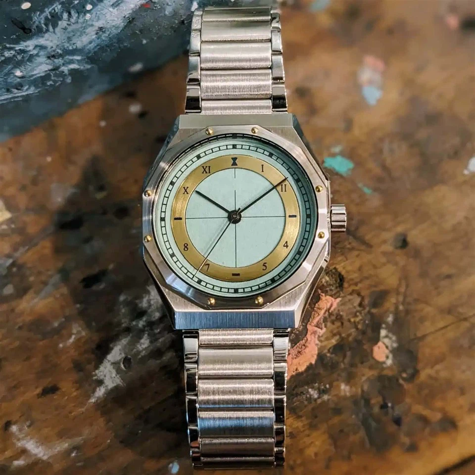 34 ملی میٹر مربع آکٹگونل خودکار یونیسیکس کسٹم لوگو دیکھتی ہے